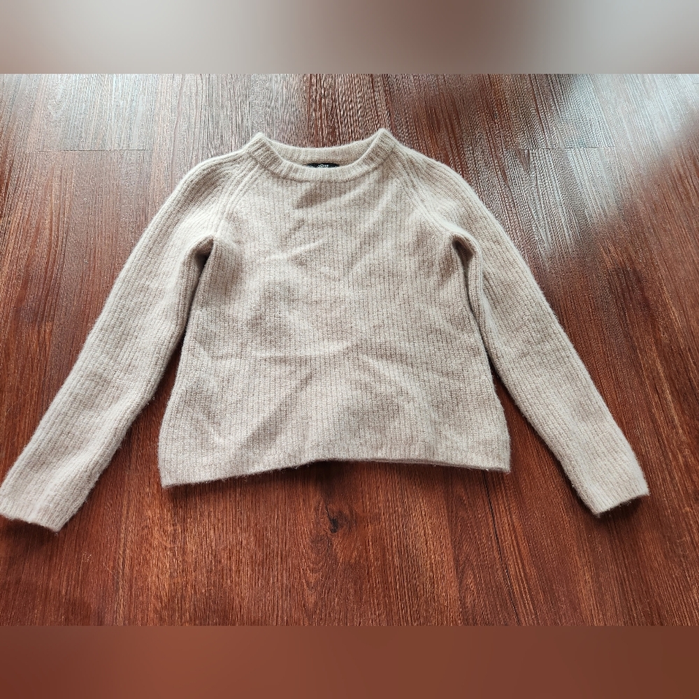 Story. Mfg The Label 100% Cashmere Sweater